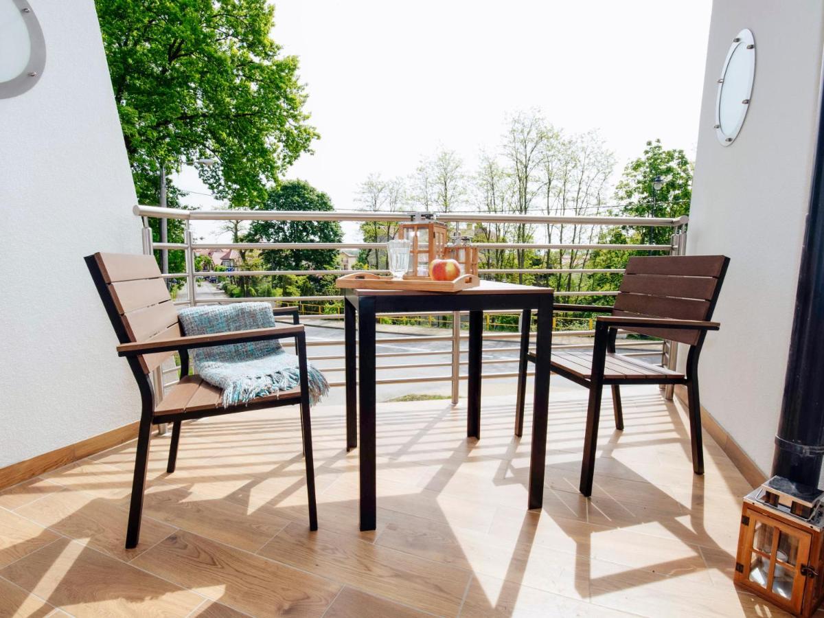 Porto Marina Hotel Криница Морска Екстериор снимка