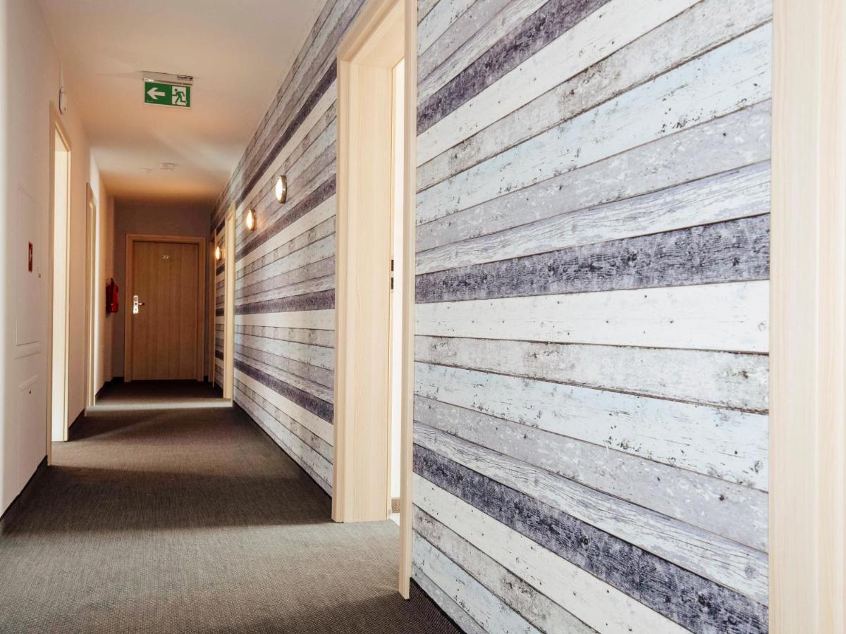 Porto Marina Hotel Криница Морска Екстериор снимка