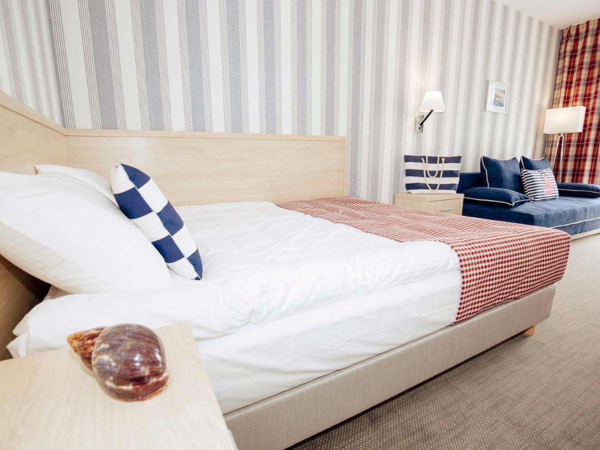 Porto Marina Hotel Криница Морска Екстериор снимка
